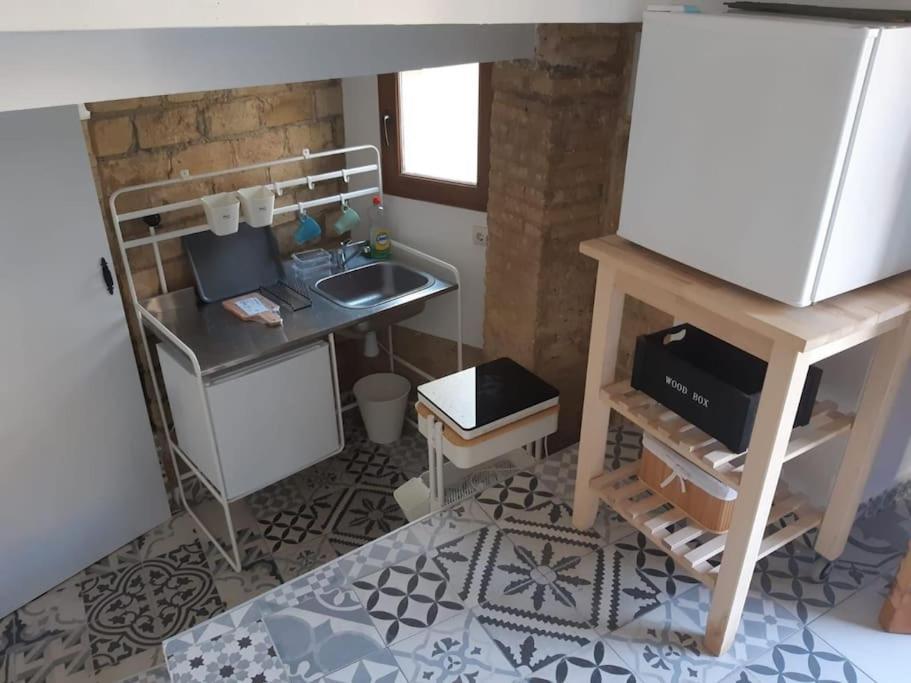 Precioso Apartamento Con A/A En Ruzafa Con Terracita Privada Y Acceso A Un Jardin, Para 2-3 Personas Valencia Luaran gambar