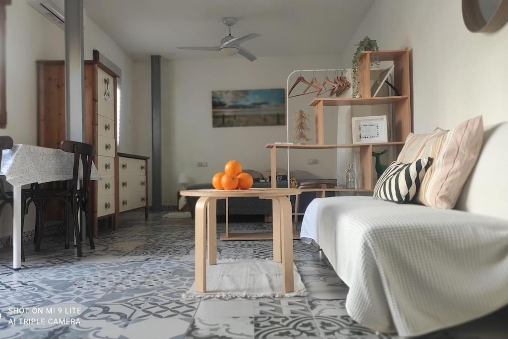 Precioso Apartamento Con A/A En Ruzafa Con Terracita Privada Y Acceso A Un Jardin, Para 2-3 Personas Valencia Luaran gambar
