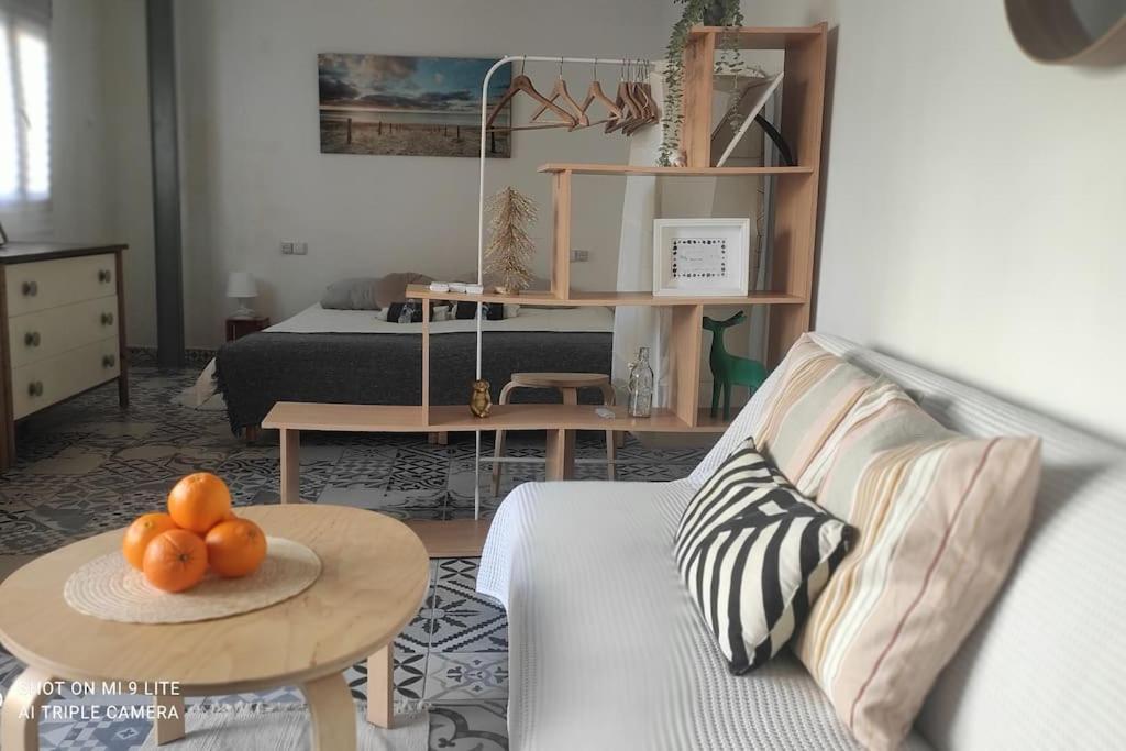 Precioso Apartamento Con A/A En Ruzafa Con Terracita Privada Y Acceso A Un Jardin, Para 2-3 Personas Valencia Luaran gambar
